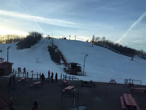 Sunburst ski kewaskum - Sunburst Ski Hill Reels, Kewaskum, Wisconsin. 23,359 likes · 1,941 talking about this · 42,672 were here. THE BEST MEMORIES ARE MADE WITH SNOW!. Watch the latest reel from Sunburst Ski Hill...